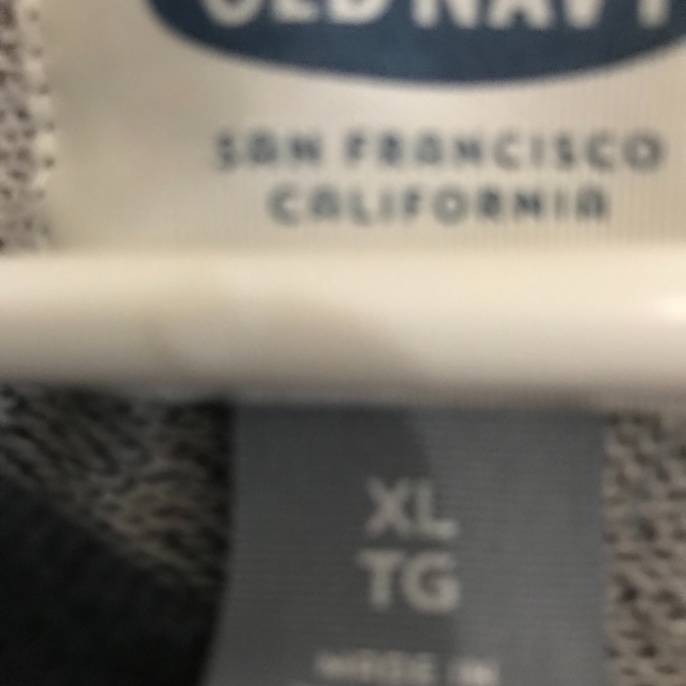 sweat shirt